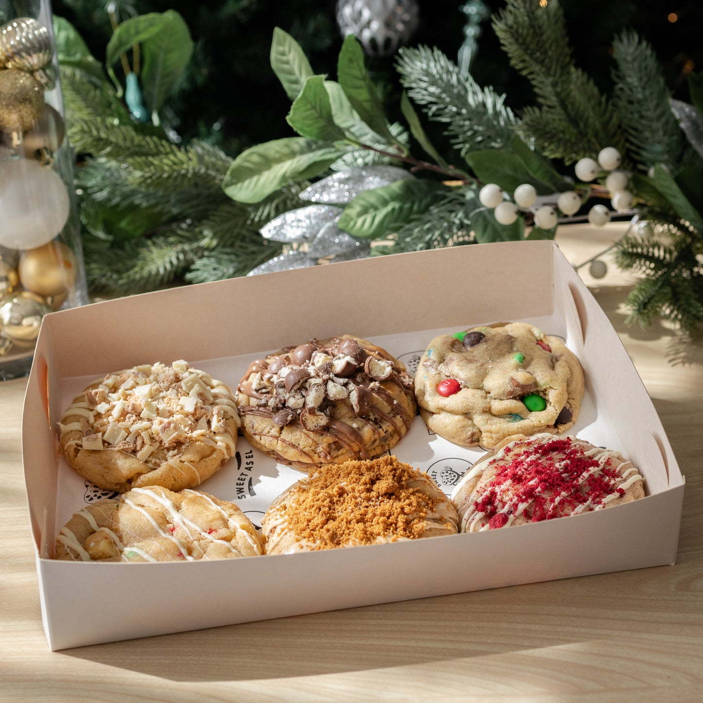 Classic Christmas Cravings Box